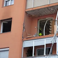 V blokovskem naselju na Ulici bratov Greifov v Mariboru je nekaj 
po 15. uri prišlo do eksplozije v enem od stanovanj.