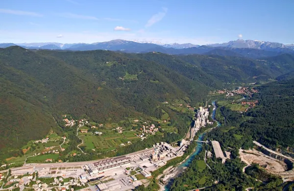 Med primorskimi občinami so največ dodane vrednosti na zaposlenega ustvarili v podjetjih občine Kanal.