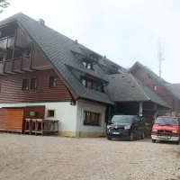Slovenski žičničarji predstavili priprave na smučarsko sezono