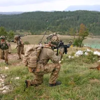 Pivčana so pretepli vojaki