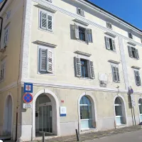 Sprejemni center Piran je svoje prostore našel v drugem nadstropju Zdravstvenega doma Piran.