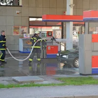 Požar na bencinski črpalki - na srečo le vaja