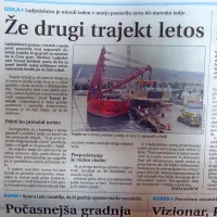  Izolska ladjedelnica je v morje postavila svoj najnovejši dosežek: 
trajekt, ki ga je gradila za naročnika iz Črne gore.

