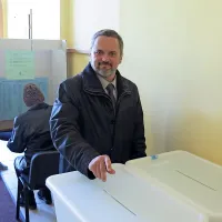  Komenski županski kandidat Dean Zalesjak