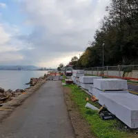 Začeli so urejati skalomet ob obalni cesti