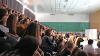 Na ajdovski  šoli so za dijake gimnazijskega programa razvili model 
senčenja na delovnem mestu.