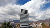 DUTB, ki je za 11,6 milijona evrov kupila večji del prostorov v Eda centru, bo kot glavna ločitvena upnica iz tega naslova prejela 9,7 
milijona evrov.