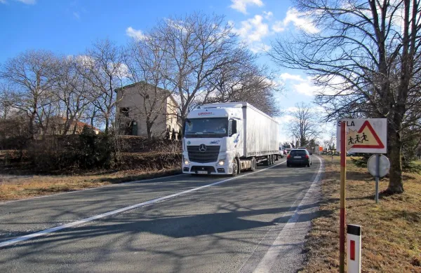 Ministrica s krajani o cesti Kozina-Starod