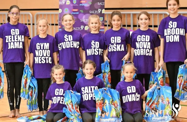 V Kopru so tekmovala dekleta iz desetih klubov.