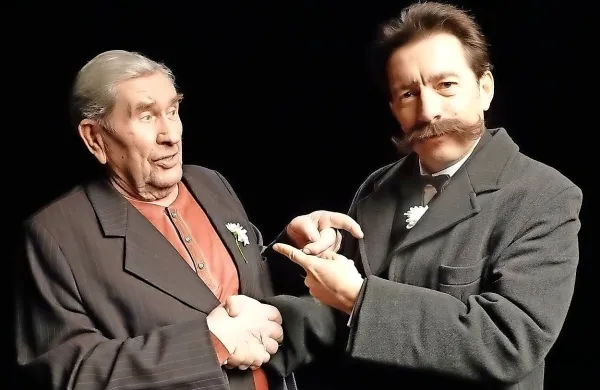 Scenarist Matjaž Pikalo (desno) in igralec Jurij Souček