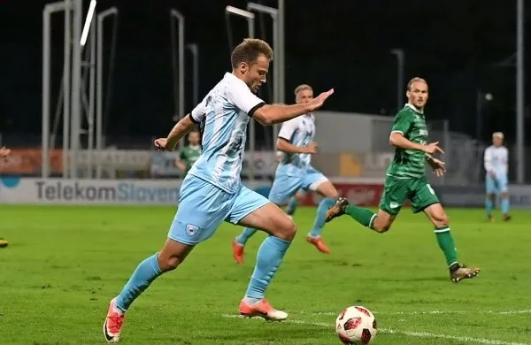 Nogometaši Krškega so v 18. krogu Prve lige Telekom Slovenije 
premagali Gorico z 1:0 (0:0).