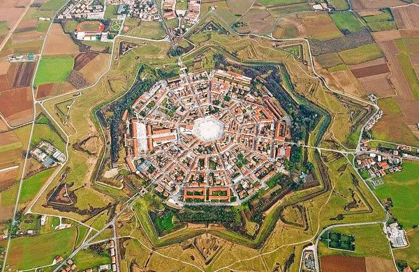 Palmanova