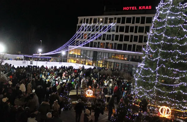 Prižgali lučke in odprli drsali&scaron;če