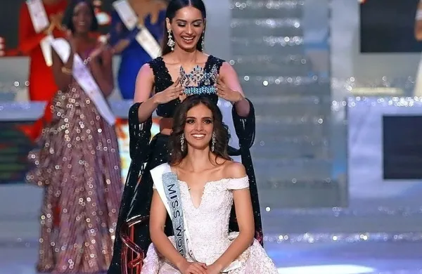 Mehičanki je krono  predala lanska zmagovalka, Indijka Manushi 
Chhillar.
