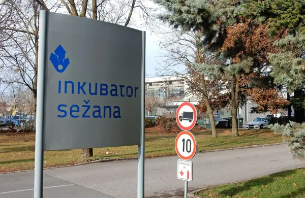  Razpis za direktorja družbe Inkubator je razburkal Sežance, ki so 
napletli veliko teorij, a predsednik nadzornega sveta pravi, da je 
odprt za vse in da le iščejo dobrega direktorja.