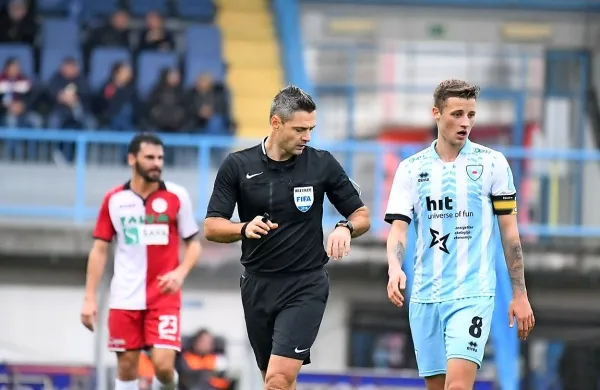 Damirja Skomino (v sredini) čaka drevi vroč obračun lige prvakov med Liverpoolom in Napolijem.