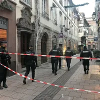 &Scaron;e vedno i&scaron;čejo mo&scaron;kega ki je streljal v Strasbourgu