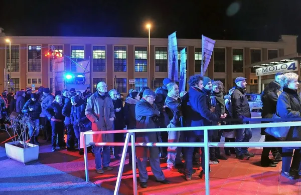 Del projekcij je v tržaškem gledališču Miela.