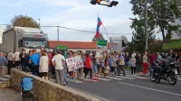 Protesti domačinov so vendarle zalegli, ministrstvo in direkcija sta 
se končni začela pogovarjati in napovedala prva ukrepe. 