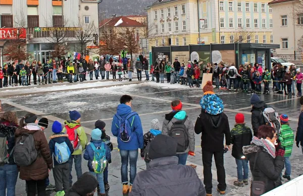 Primorski skavti sprejeli Luč miru iz Betlehema
