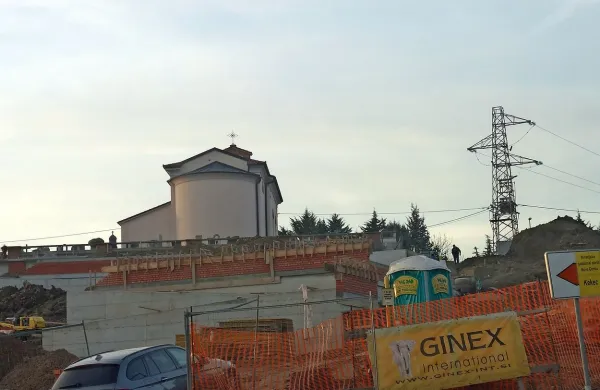 Pokopali&scaron;če bo raz&scaron;irjeno marca