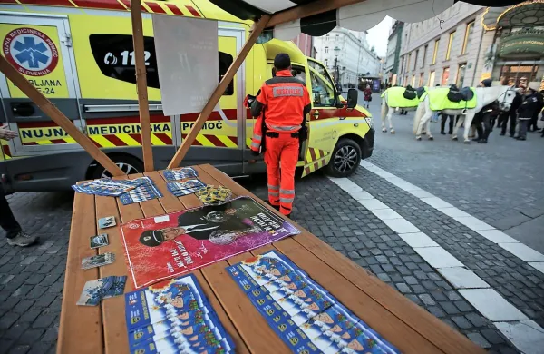  Petarde niso igrača, saj lahko povzročijo izjemno hude poškodbe, 
opozarjajo policisti in zdravniki. Pokanje moti tudi živali in 
onesnažuje okolje.