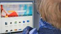 Danes  je v nekaterih kategorijah že več kot tretjina vseh nakupov opravljenih prek spleta.