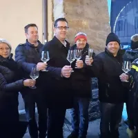 Novemu letu je nazdravil tudi novi koprski župan Aleš Bržan (v 
sredini).