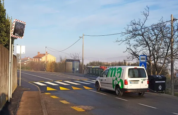 Hitrostne ovire tudi na cesti za Sv. Anton