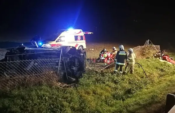 Oktobra je po prevračanju iz vozila vrglo  nepripetega  sopotnika, 
makedonskega državljana.