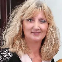 Vesna Mikolič
