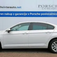 Popovičev svetovalec Dejan Škerlič se  je prevažal s VW  passatom. 