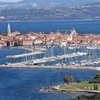 Dogovori splavali po vodi, občini zablokirali račun