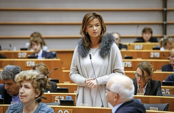 Fajonova si želi, da bi Britanci še enkrat premislili o odhodu iz 
unije.