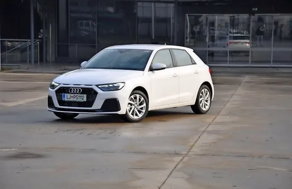 A1 sportback bo skušal na svojo stran pridobiti tudi mlade 
voznike.
