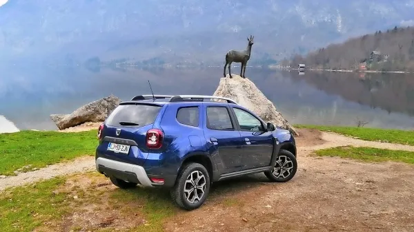 Duster s pravo podobo in dodatki deluje prav všečno.