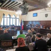 Koprski občinski svet pooblastil Bržana za zastopanje v upravnem sporu