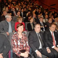 Minister Dejan Prešiček drugi z desne