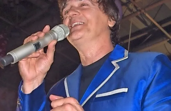 Zdravko Čolić