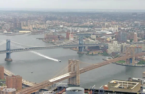 Ameriški milijarder Ken Griffin je s projektantom novega 79-nadstropnega poslopja na južni strani Centralnega parka na Manhattnu sklenil pogodbo o nakupu stanovanja za 238 milijonov 
dolarjev, kar je največ v zgodovini ZDA.