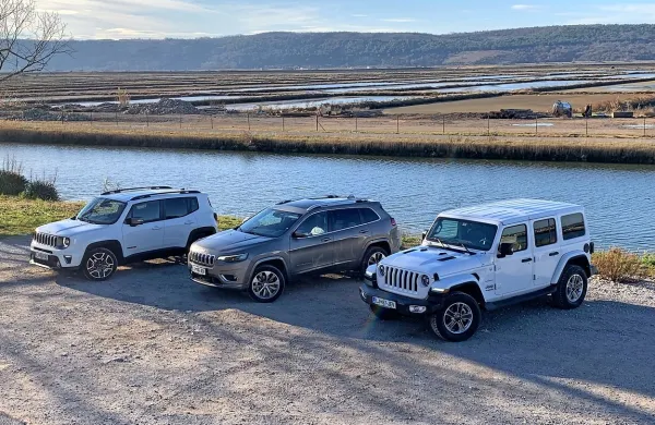 Znamka Jeep je v novo leto vstopila polna novega zagona, saj 
imajo kar tri prenovljene modele.
