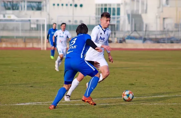 Gorica zmagala, Etien Velikonja zadel