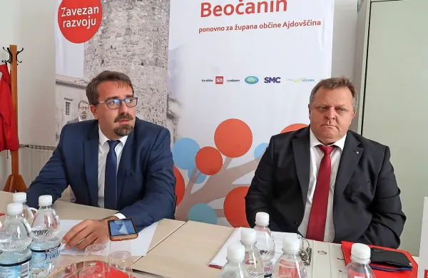 Župan Tadej Beočanin (levo) bi  podžupana Mitjo Tripkovića zaposlil za vodenje številnih  manjših 
projektov. 