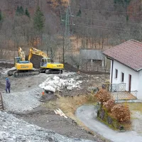 Grahovo ob Bači leze na razmočenem terenu