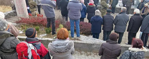 Prižiganje in uga&scaron;anje luči