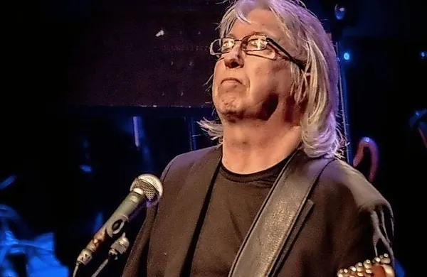 Jutri ob 22. uri bo v Snack baru v Žusterni nastopil angleški 
bluesman  Norman Beaker  s svojim bendom.