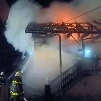 V požaru v Žagi umrla ena oseba
