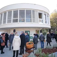 Posebni ljudje pi&scaron;ejo novo knjigo