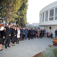 Posebni ljudje pi&scaron;ejo novo knjigo