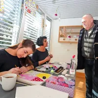 Posebni ljudje pi&scaron;ejo novo knjigo